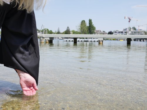 Mit Donau-Wasser wird am 14. Juni 2025 getauft.