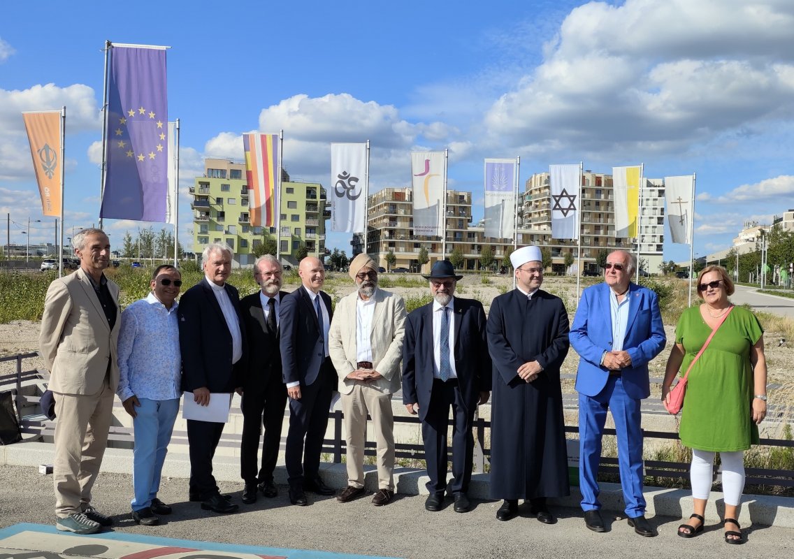 Innovative gemeinsame Botschaft von acht Religionsgemeinschaften