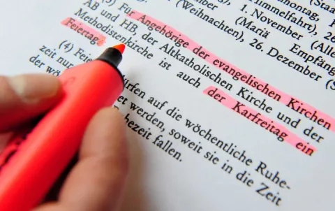 Die seit den 1950ern bestehende Gesetzesregelung zum Karfreitag wird nicht mehr lange gelten. Foto: epd/Uschmann