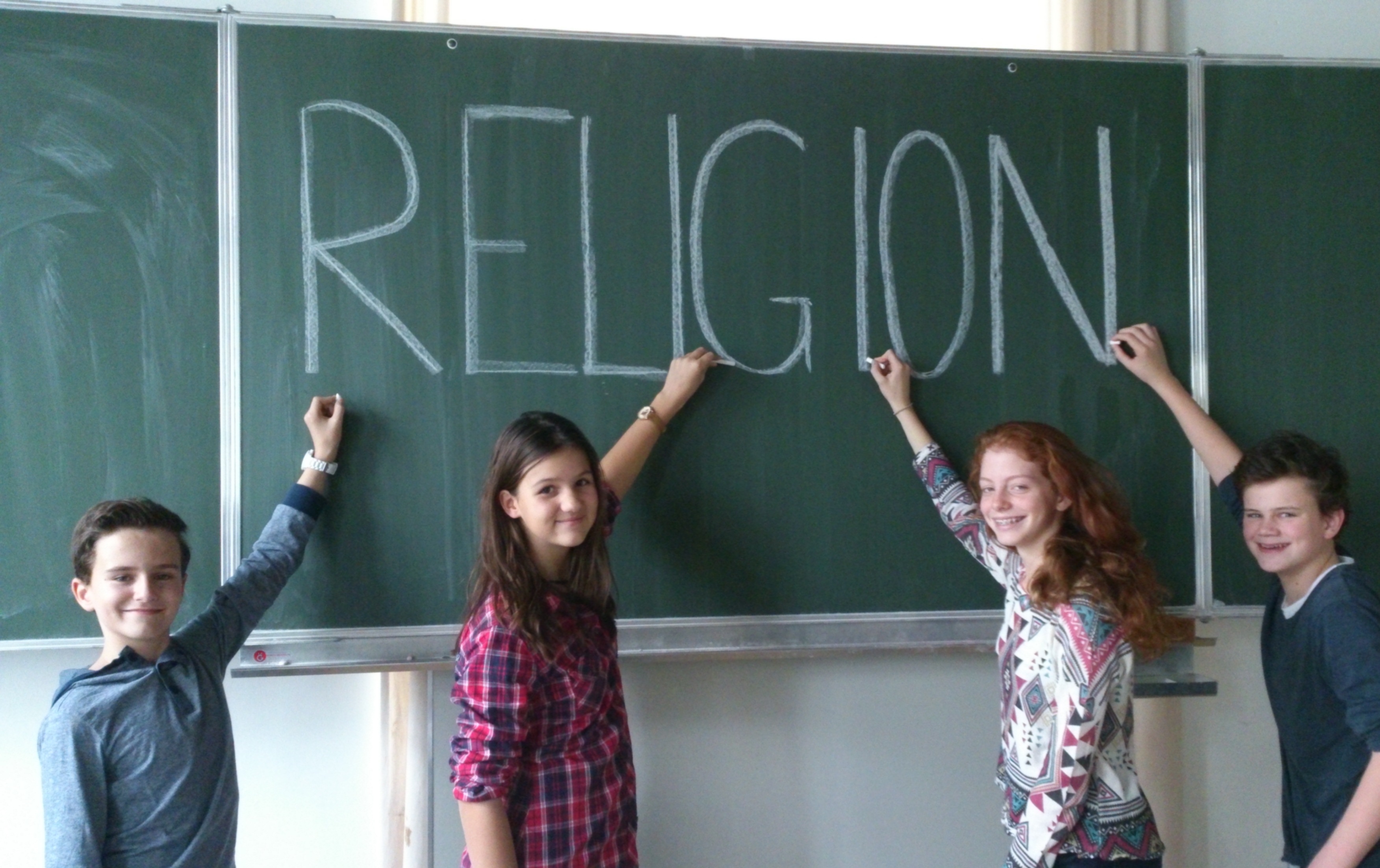 Religionsunterricht bedeutet auch "Herzensbildung". Religionsunterricht bedeutet auch "Herzensbildung".