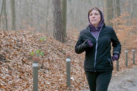 Das filmische Porträt von Margot Käßmann gibt Einblicke in den Alltag der Reformationsbotschafterin. Foto: WDR