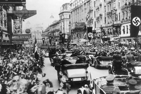 Zum Gedenken an den &quot;Anschluss&quot; vor 80 Jahren hat Bischof Michael Bünker Humanität eingemahnt: &quot;Für die Humanität dort eintreten, wo sie gerade bedroht ist - das ist unser gemeinsamer Auftrag.&quot; Foto: wikimedia/Deutsches Bundesarchiv