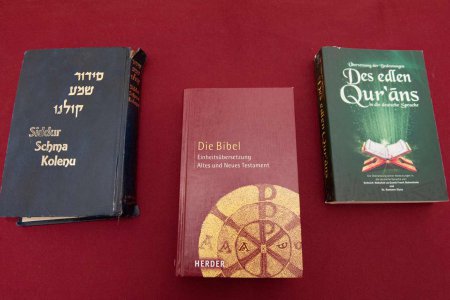 Verfassungsrechtler Theo Öhlinger: &quot;Religionsfreiheit ist Voraussetzung dafür, dass ein Mensch sein Leben nach seinen innersten Überzeugungen gestalten darf.&quot; Foto: epd/M. Uschmann