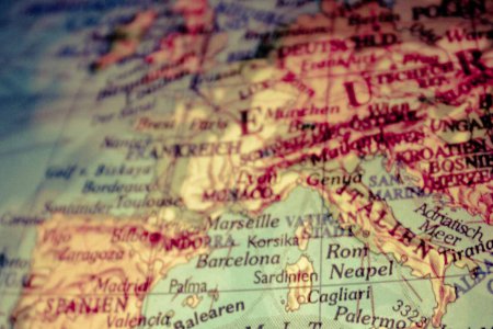 Es sei „Aufgabe der Europäischen Union, Regierungen zu sanktionieren, die gegen die Einhaltung demokratischer Grundwerte verstoßen“, heißt es in der Aussendung des ÖRKÖ-Vorstandes. Foto: pxhere
