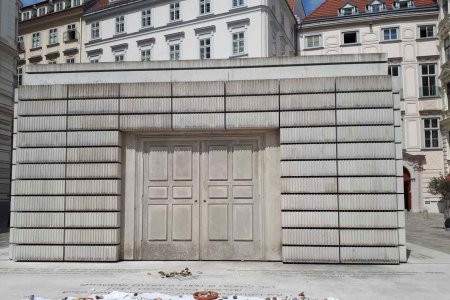 Ziel eines Schweigemarsches am 9. November: das Mahnmal für die Opfer der Shoah am Wiener Judenplatz. Foto: pixabay