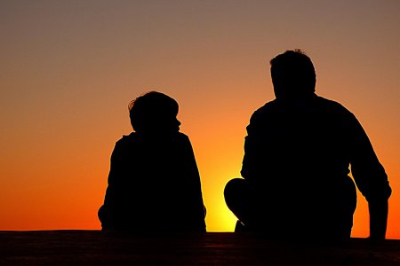Was aus Kindern wird, liegt an &quot;unserer Haltung und unserem Verhalten, an unserem Tun oder Unterlassen, an unseren Vor-Bildern, die wir ihnen tagtäglich liefern.“ Foto:pixabay/Free-Photo