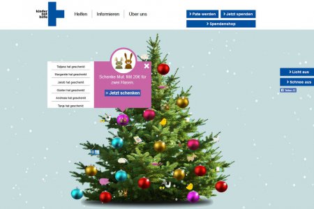 Schulsachen, Schafe, Hühner - jede Kugel am Kindernothilfe-Weihnachtsbaum ist ein mögliches Geschenk. Foto: Screenshot/Kindernothilfe