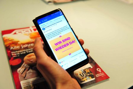 Nach vier Monaten Abwesenheit wieder online: der Facebook-Auftritt der Evangelischen Kirche. Foto: epd/Uschmann