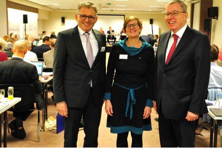 Von der Synode in den Oberkirchenrat gewählt: Günter Köber, Gerhild Herrgesell, Dieter Beck (v.l.). Foto: epd/Uschmann