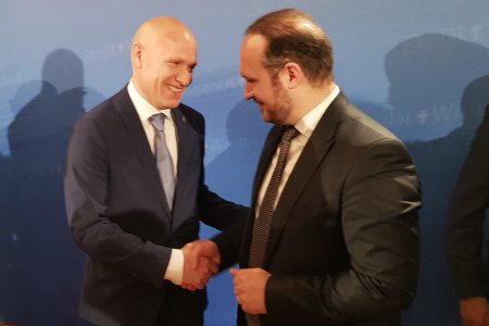 Sehen das Campus-Projekt auf einem guten Weg, müssen aber die Finanzierung noch klären: der evangelische Superintendent Matthias Geist (l.) und Ümit Vural, Präsident der Islamischen Glaubensgemeinschaft. Foto: epd/Michael Windisch Sehen das Campus-Projekt auf einem guten Weg, müssen aber die Finanzierung noch klären: der evangelische Superintendent Matthias Geist (l.) und Ümit Vural, Präsident der Islamischen Glaubensgemeinschaft. Foto: epd/Michael Windisch