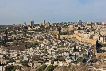 Die Freiwilligen sind in der Regel im Westjordanland oder in Jerusalem - hier im Bild - stationiert. Foto: pxhere