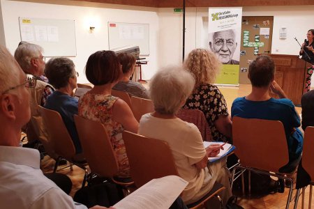   &quot;In jedem Menschen Gottes Ebenbild erkennen&quot; - Diakoniedirektorin Maria Katharina Moser bei der Tagung der evangelischen Pfarrerinnen und Pfarrer. Foto: epd/T. Dasek