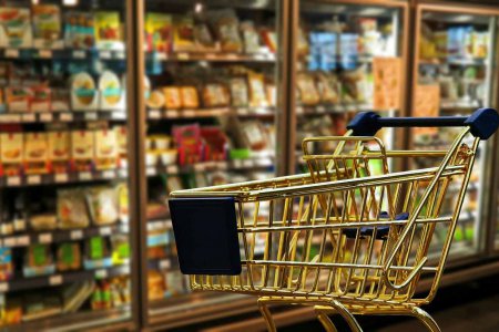 „Die systemerhaltenden Berufe im Handel waren jetzt die kurzzeitig ‚Hochgelobten‘. Aber auch sie brauchen ihr Einkommen und ihre Familie, mit der sie ihre gemeinsame Freizeit teilen möchten." Foto: pixabay „Die systemerhaltenden Berufe im Handel waren jetzt die kurzzeitig ‚Hochgelobten‘. Aber auch sie brauchen ihr Einkommen und ihre Familie, mit der sie ihre gemeinsame Freizeit teilen möchten." Foto: pixabay