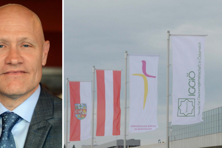 Superintendent Matthias Geist fordert eine sichtbare Gestaltung des „Campus der Religionen“, auf dessen Konzept bislang nur Fahnen aufmerksam machen. Fotocollage: Evangelische Kirche A.B. in Wien, kathbild/Rupprecht