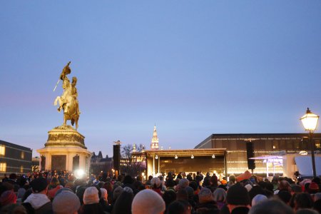 Mehrere Tausend Menschen kamen in Wien am 2.2. zusammen.