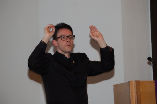 Die Gesamtleitung hatte Vladimir Prado.
