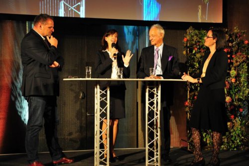 ... der Umfrage &quot;Evangelisch Kirche sein&quot; wie auch Willi Mernyi (Vorsitzender des Mauthausen Komitees), die Schwechater Pfarramtskandidatin Alexandra Battenberg und Kunstsammler sowie Unternehmer Karlheinz Essl.
