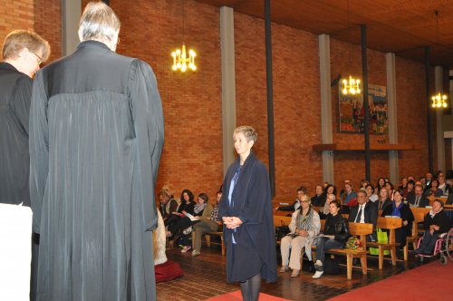 Hansjörg Lein, Karl Schiefermair und Johannes Wittich (v.l.n.r.) entpflichten Gisela Ember
