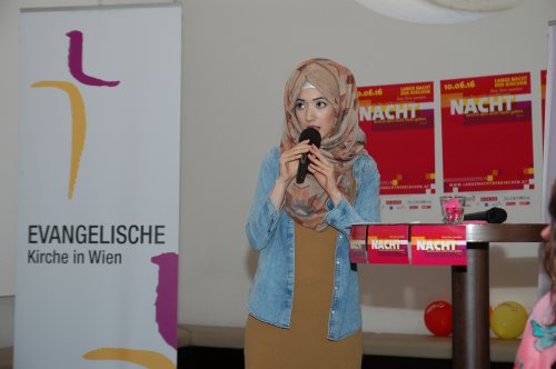 Slam-Poetin Nida aus Berlin.