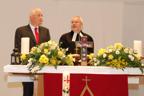 Kurator Christian Kikuta und Oberkirchenrat Karl Schiefermair