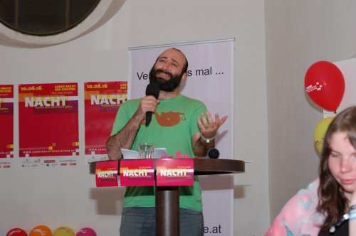 Slam-Poet Osama.