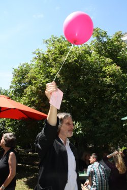 Liebe Grüße vom Tabor - via Luftballon.