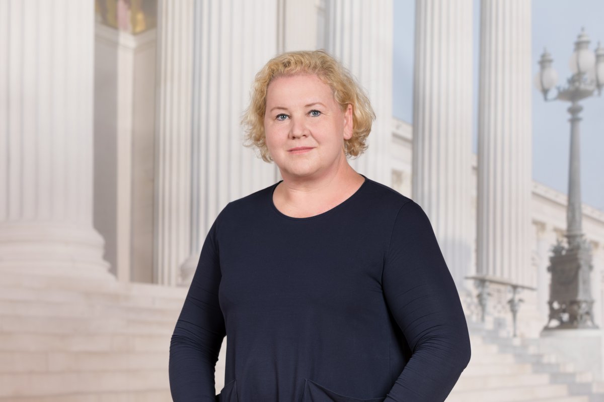 Portrait der Präsidentin des Bundesrates Korinna Schumann Portrait der Präsidentin des Bundesrates Korinna Schumann