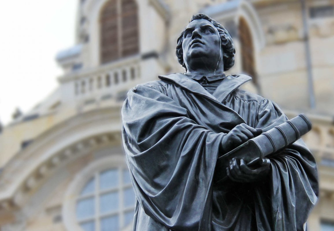 Statue des Reformatoren Martin Luther.