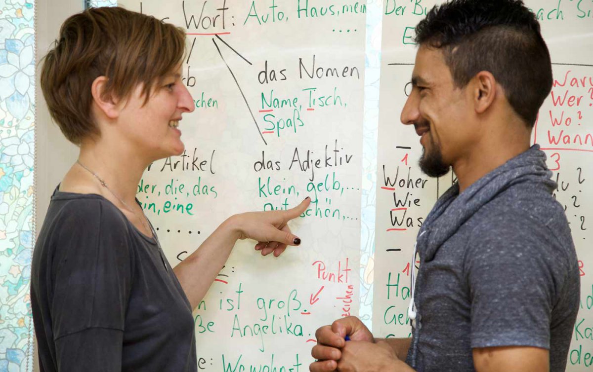 In vielen Pfarrgemeinden bekommen Flüchtlinge Hilfe von Freiwilligen Foto: Diakonie/Nadja Meister In vielen Pfarrgemeinden bekommen Flüchtlinge Hilfe von Freiwilligen Foto: Diakonie/Nadja Meister