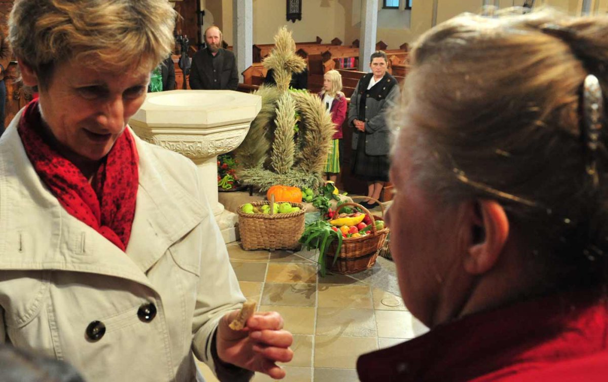 Die geplanten Änderungen bei der Sonntagsruhe gefährden auch die Mitwirkung Ehrenamtlicher bei Gottesdiensten. Foto: epd/M. Uschmann Die geplanten Änderungen bei der Sonntagsruhe gefährden auch die Mitwirkung Ehrenamtlicher bei Gottesdiensten. Foto: epd/M. Uschmann