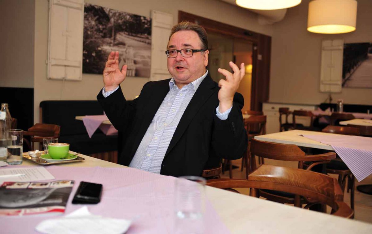"Was er mit mir vorhat, weiß nur der Heilige Geist.“ Der scheidende Diakonie-Direktor Michael Chalupka über seine Pläne für die Zukunft. Foto: epd/M. Uschmann "Was er mit mir vorhat, weiß nur der Heilige Geist.“ Der scheidende Diakonie-Direktor Michael Chalupka über seine Pläne für die Zukunft. Foto: epd/M. Uschmann