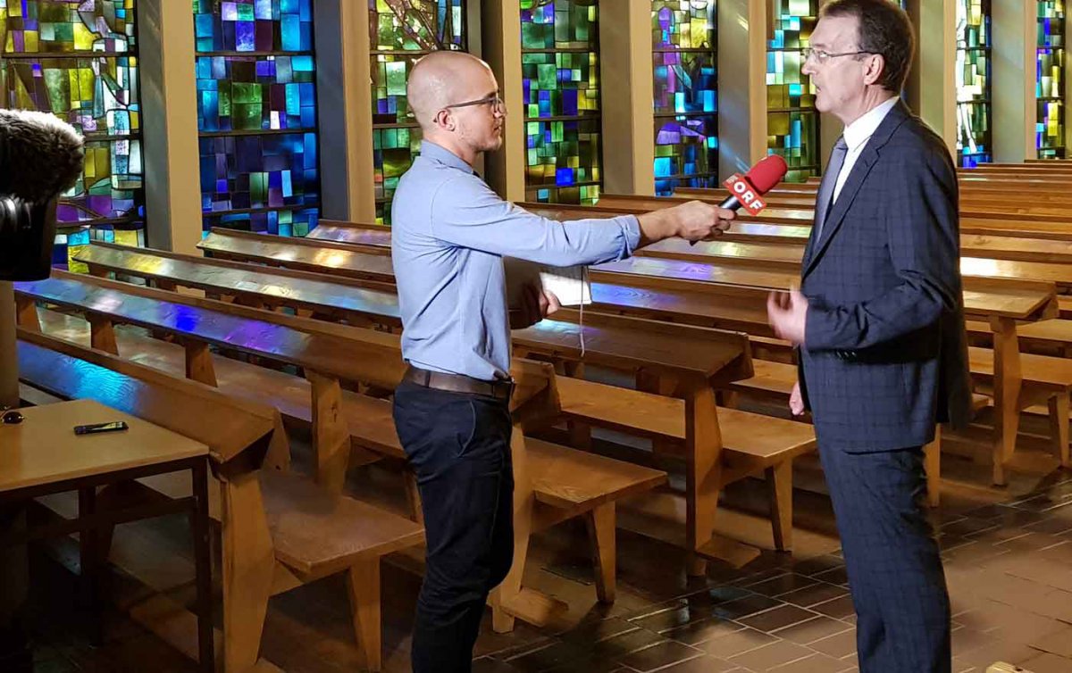 Es gehe ihm darum, rechtliche Lücken aufzuzeigen und die EntscheidungsträgerInnen wachzurütteln, so Synodenpräsident Peter Krömer. Foto: epd/Michael Windisch Es gehe ihm darum, rechtliche Lücken aufzuzeigen und die EntscheidungsträgerInnen wachzurütteln, so Synodenpräsident Peter Krömer. Foto: epd/Michael Windisch