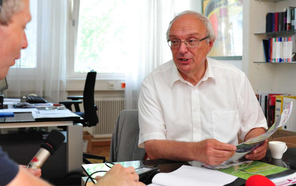 Die Evangelische Kirche müsse sich bei Klimaschutz und Schöpfungsverantwortung klar profilieren, sagt Bischof Michael Bünker im Abschiedsinterview. Foto: epd/Uschmann Die Evangelische Kirche müsse sich bei Klimaschutz und Schöpfungsverantwortung klar profilieren, sagt Bischof Michael Bünker im Abschiedsinterview. Foto: epd/Uschmann