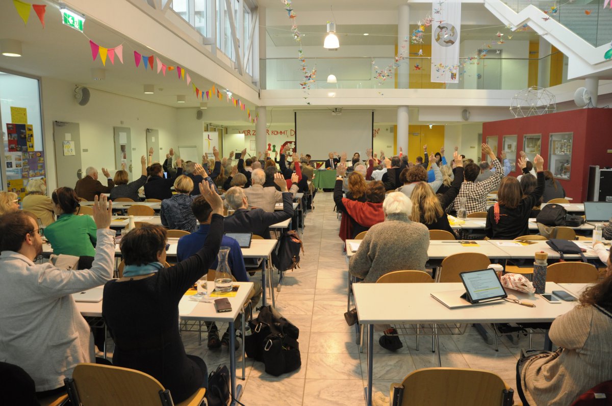 Gelebte Demokratie: Die Superintendentialversammlung ist quasi das "Parlament" der Evangelischen Kirche A.B. in Wien Gelebte Demokratie: Die Superintendentialversammlung ist quasi das "Parlament" der Evangelischen Kirche A.B. in Wien
